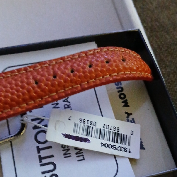 Disney Goofy Basketball Watch - Green and Orange - Picture 5 of 6